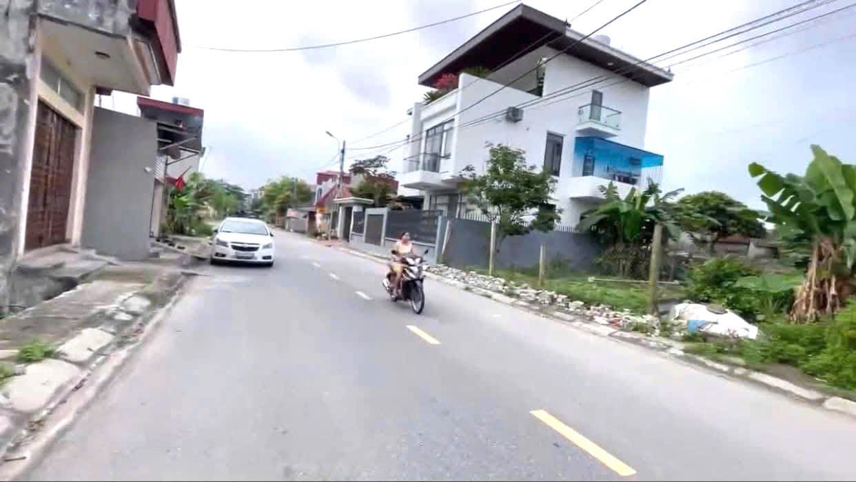 Đất nền Phố Hiến Hưng Yên 70m² giá 3 tỷ - Vị trí trung tâm, dân cư đông đúc!