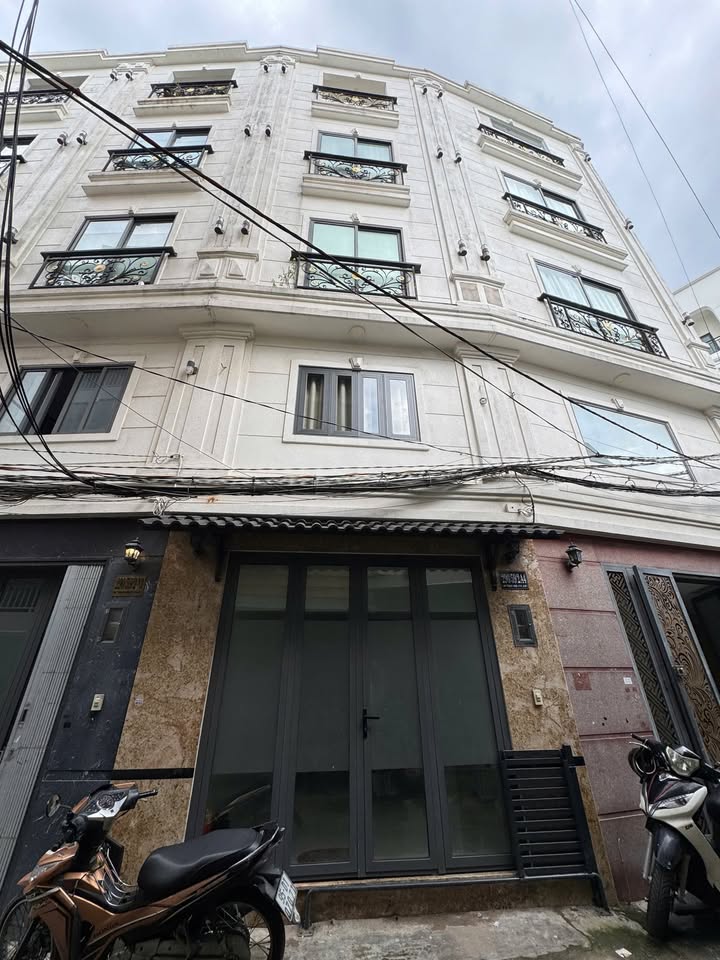 Nhà 5 tầng Nơ Trang Long 40m² giá 10.5 tỷ - Chính chủ, mới đẹp!