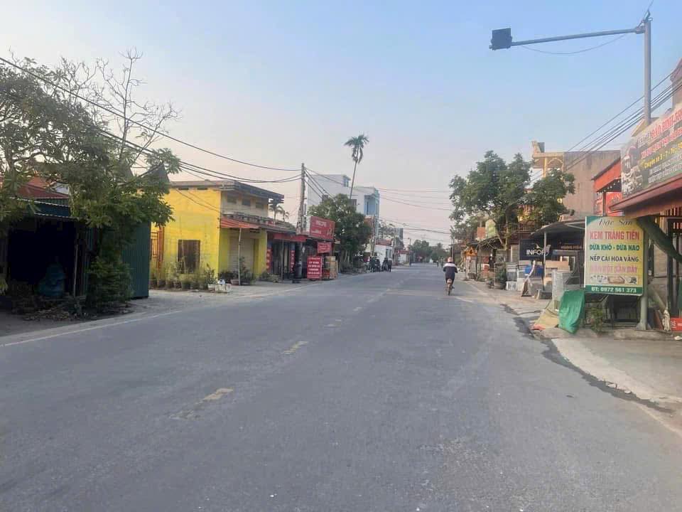 Đất thổ cư mặt đường Trục Thôn Giỗ Giáp 128m² giá 1 tỷ - Cơ hội đầu tư tuyệt vời!