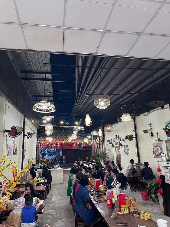 Quán Bò Né mặt tiền Nguyễn Thị Định, quận 2 - Giá sang thỏa thuận!