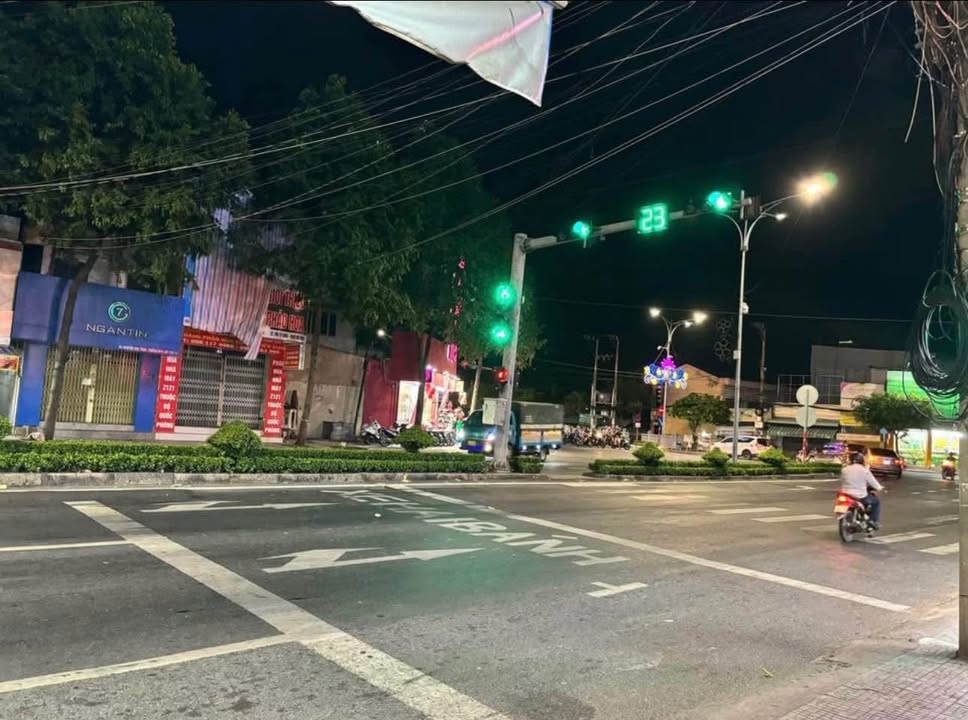 Cho thuê nhà nguyên căn mặt tiền Quốc Lộ 60, Tiền Giang - Kinh doanh thuận lợi!