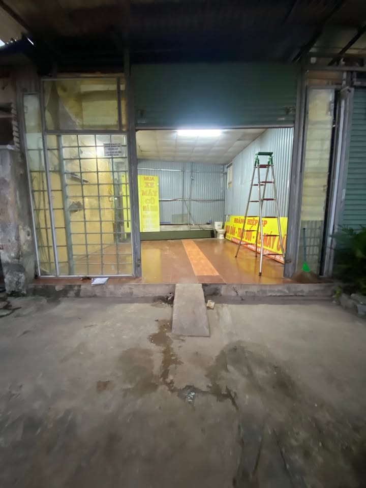 Cho thuê quán tại đường Hoàng Gia, Tân Thịnh - Kinh doanh tốt, giá chỉ 2.5 triệu/tháng!