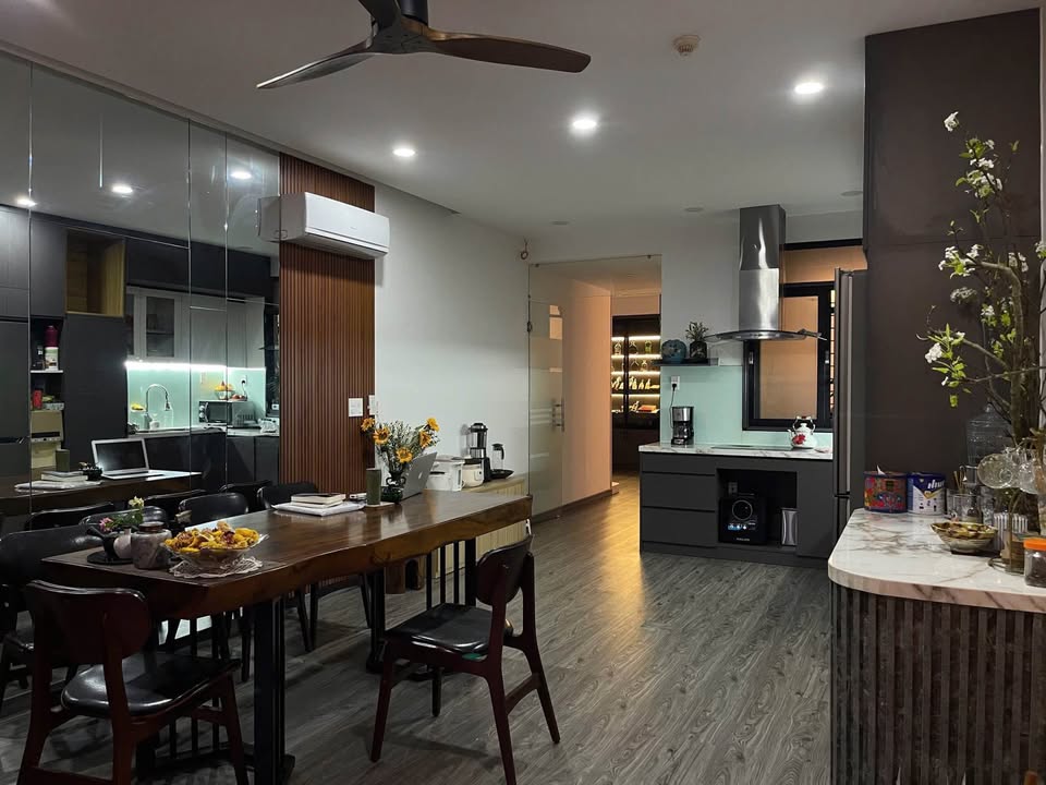 Căn hộ Era Town Q7 165m² giá 4.x tỷ - View sông thoáng mát, full nội thất cao cấp!