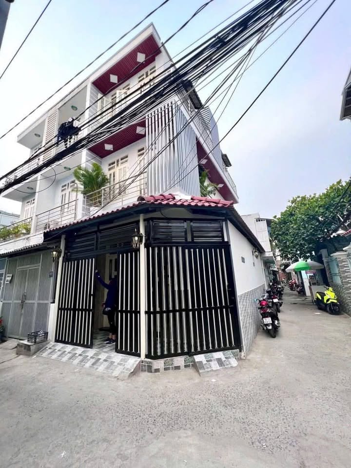 Nhà riêng 2 mặt tiền tại Huỳnh Tấn Phát, Nhà Bè 49.5m² giá 2.75 tỷ - Sổ hồng chính chủ