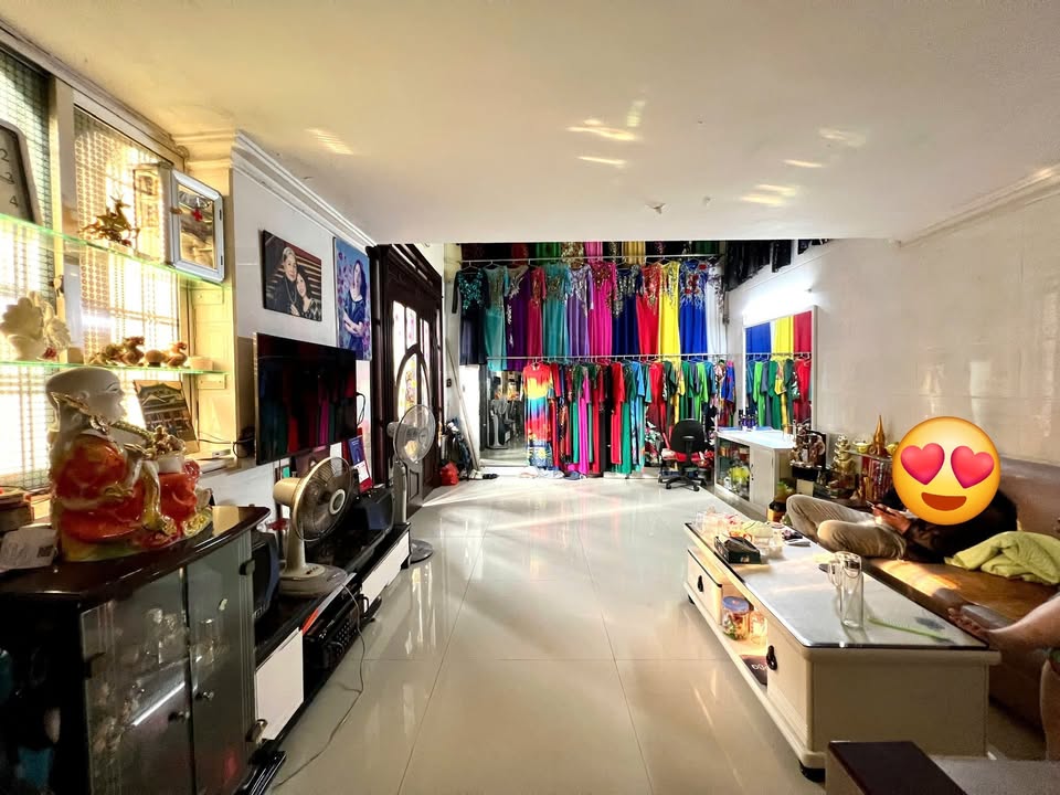 Nhà đẹp đường Hai Bà Trưng, Hải Phòng 40m² giá 4.65 tỷ - Chính chủ bán!