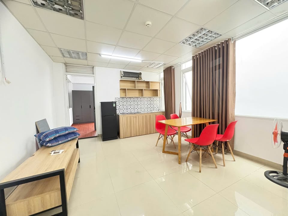 Căn hộ 1PN Tách Bếp Tại Tân Bình - Giá Thuê Thỏa Thuận - Đến Ngay!