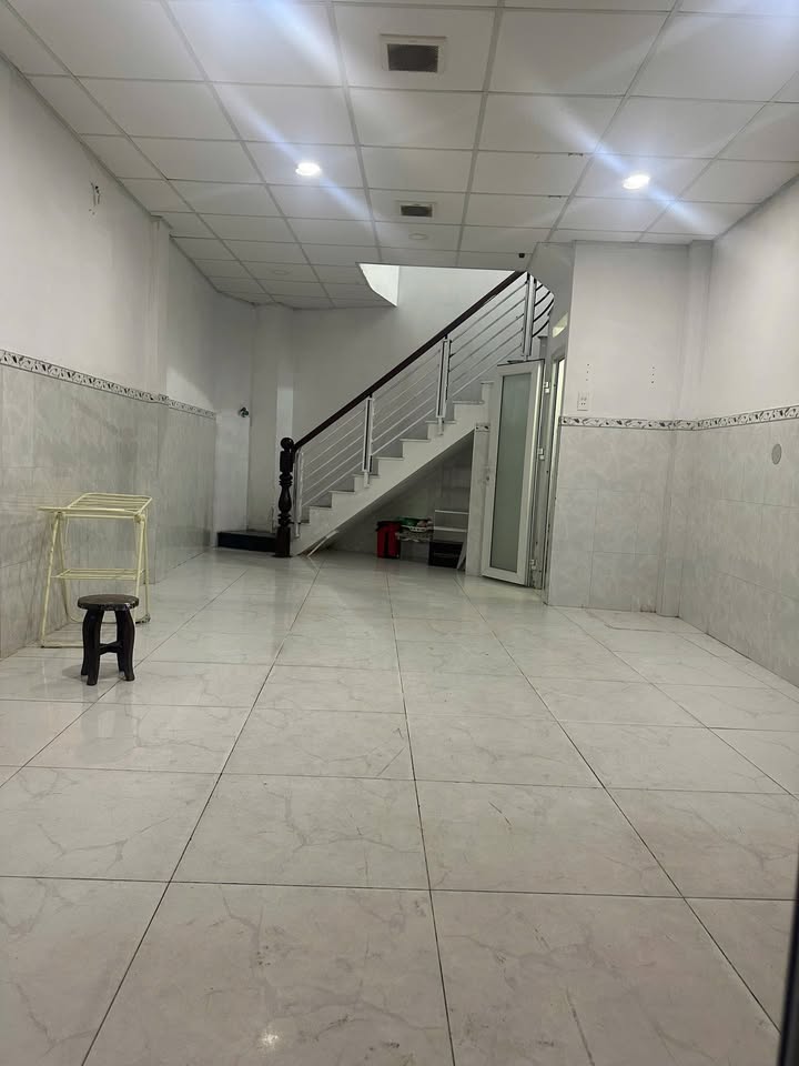 Nhà thuê hẻm ba gác Tô Hiến Thành, quận 10, 28m² - Giá chỉ 14 triệu/tháng!