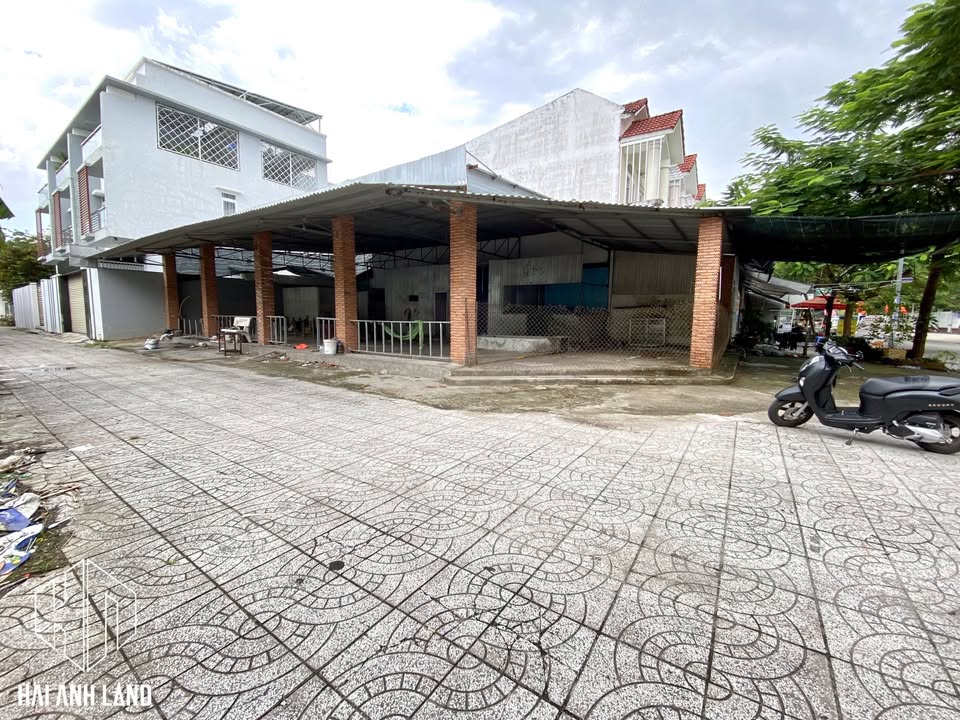 Cho thuê lô góc mặt tiền đường Nam Kỳ Khởi Nghĩa, Rạch Giá 220m² - Kinh doanh thuận lợi!