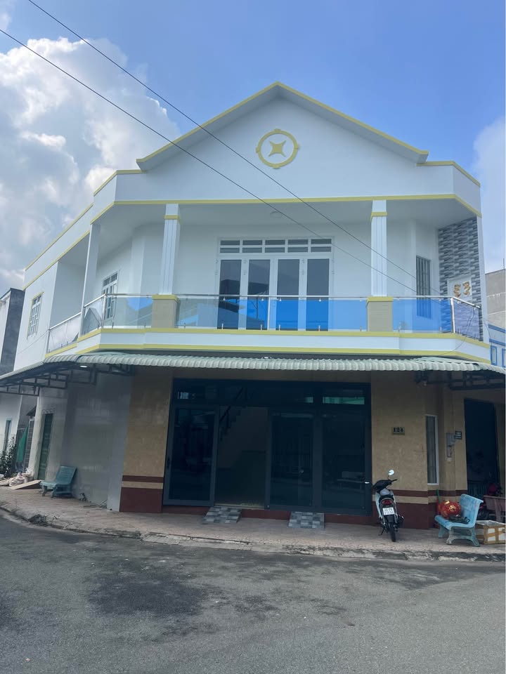 Nhà 1 Trệt 1 Lầu KDC Tây Hồ - 81m² giá 3.5 tỷ - Vị trí đẹp, sổ hồng chính chủ!