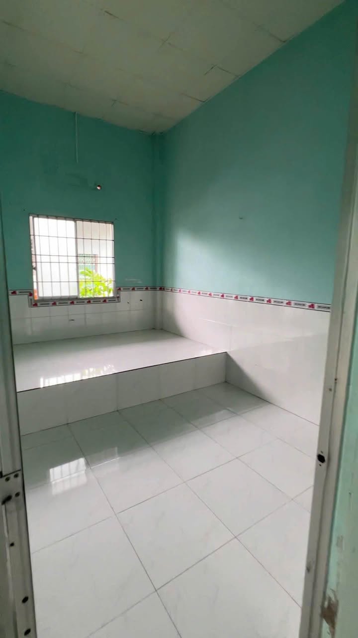 Nhà cấp 4 cho thuê góc đẹp tại KDC TT Mỹ Thọ, 84m² chỉ 3 triệu/tháng - Dọn vào ở ngay!