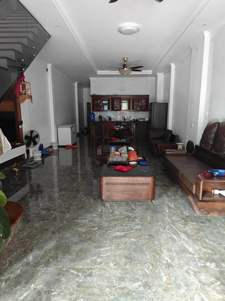 Nhà 3 tầng mới xây tại Dự án Bình Minh, Cốc Lếu, Lào Cai - Giá 2.8 tỷ, chính chủ!