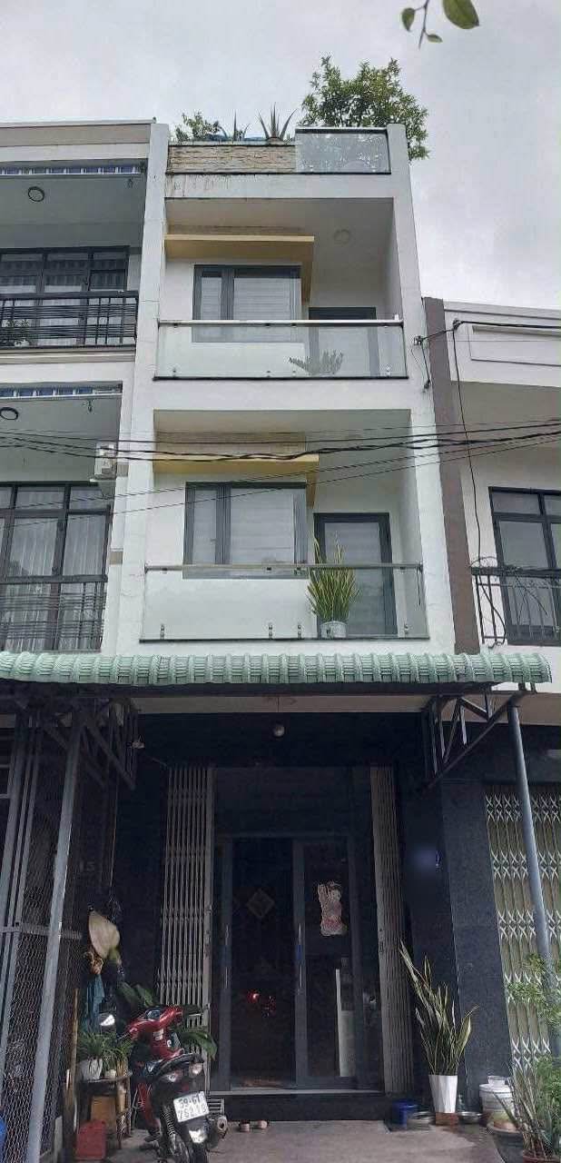 Nhà 3 tầng mặt tiền đường Thành Thái, Quy Nhơn 44.55m² giá 3.2 tỷ - Pháp lý sổ đỏ chính chủ!