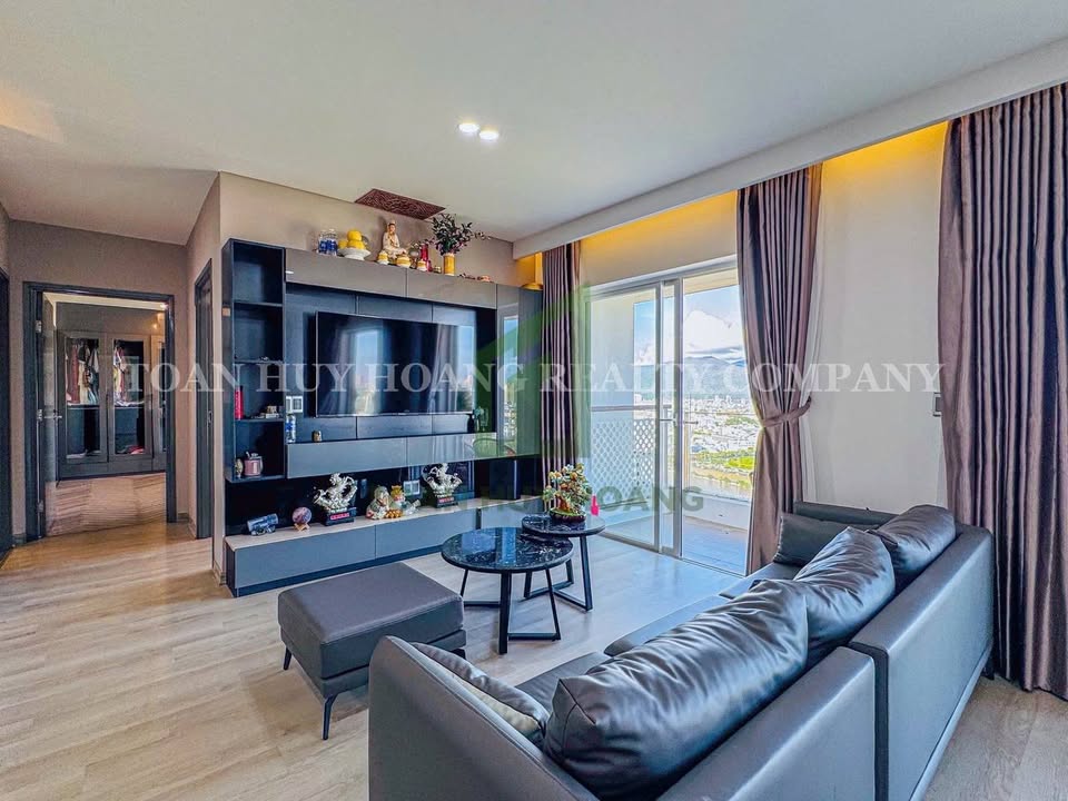 Penthouse Indochina Đà Nẵng 128m² giá 30 triệu - View trực diện Sông Hàn tuyệt đẹp!