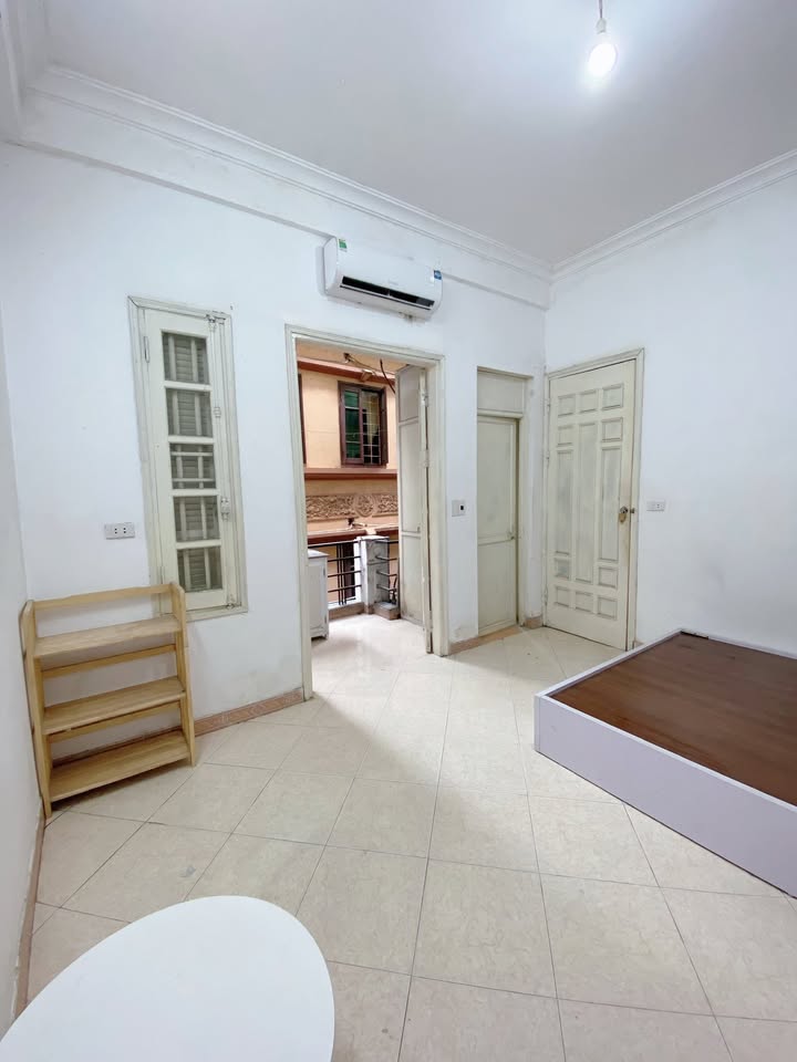 Cho thuê CCMN Trần Duy Hưng 28m² giá 4.2 triệu - Sẵn sàng vào ở ngay!