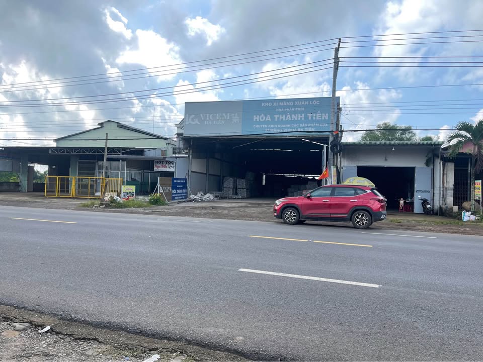 Đất mặt tiền Quốc lộ 1A, xã Xuân Phú, 860m² giá 3.4 tỷ - Tiềm năng kinh doanh lớn!