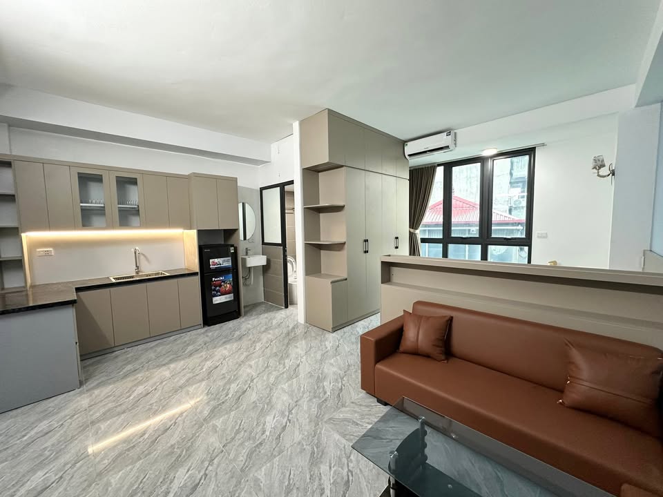 Nhà cho thuê Đống Đa 50m² giá thỏa thuận - Vào ở ngay, nội thất đầy đủ!