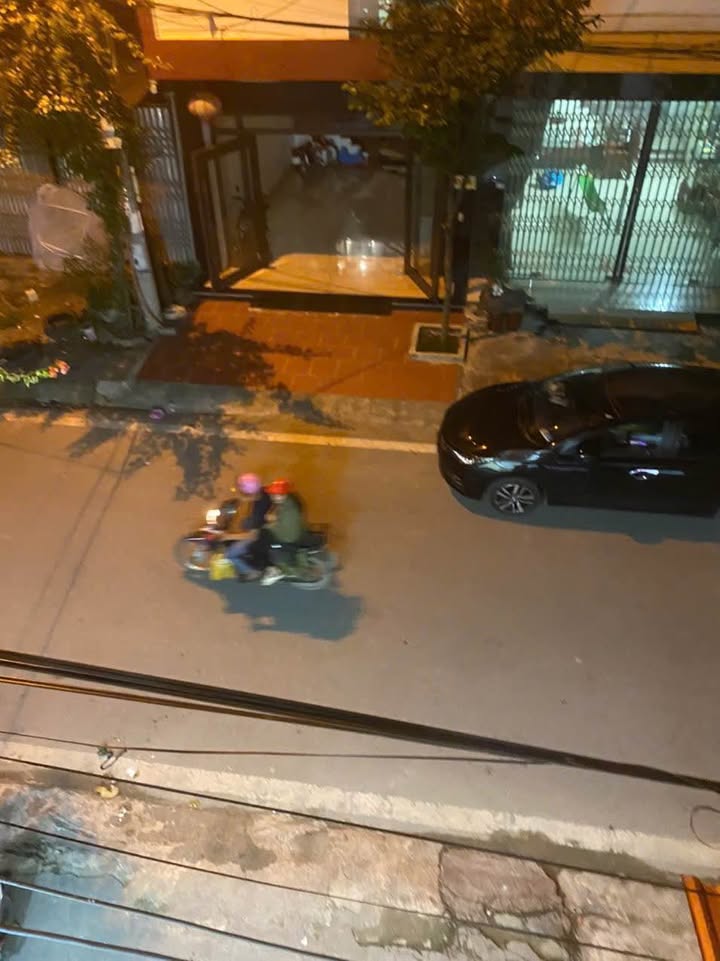 Nhà 2 tầng 1 tum đường Nguyễn Cảnh Chân, Lào Cai - Giá 2.59 tỷ, giao dịch nhanh!