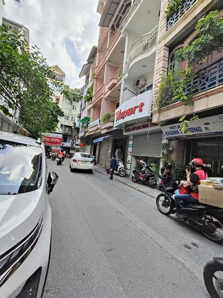 Cửa hàng cho thuê mặt tiền Đội Nhân, Vĩnh Phúc 30m² - Địa điểm kinh doanh lý tưởng!