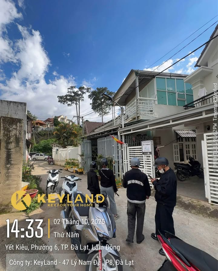 Bán 2 căn nhà riêng biệt đường Yết Kiêu, Đà Lạt 200m² - Nhà full nội thất, chỉ việc dọn vào ở!