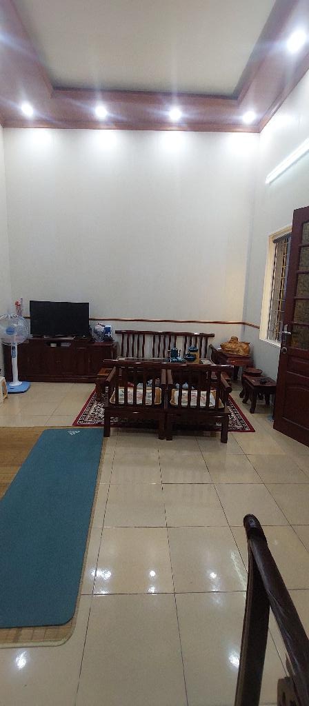 Nhà riêng Đội Cấn, Ba Đình 76m² giá 9 tỷ - An ninh tốt, tiện ích đầy đủ!