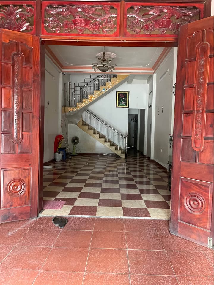 Nhà nguyên căn cho thuê tại Lê Văn Hiến, Đà Nẵng 3PN - Nhà siêu thoáng mát, giá chỉ 12 triệu!