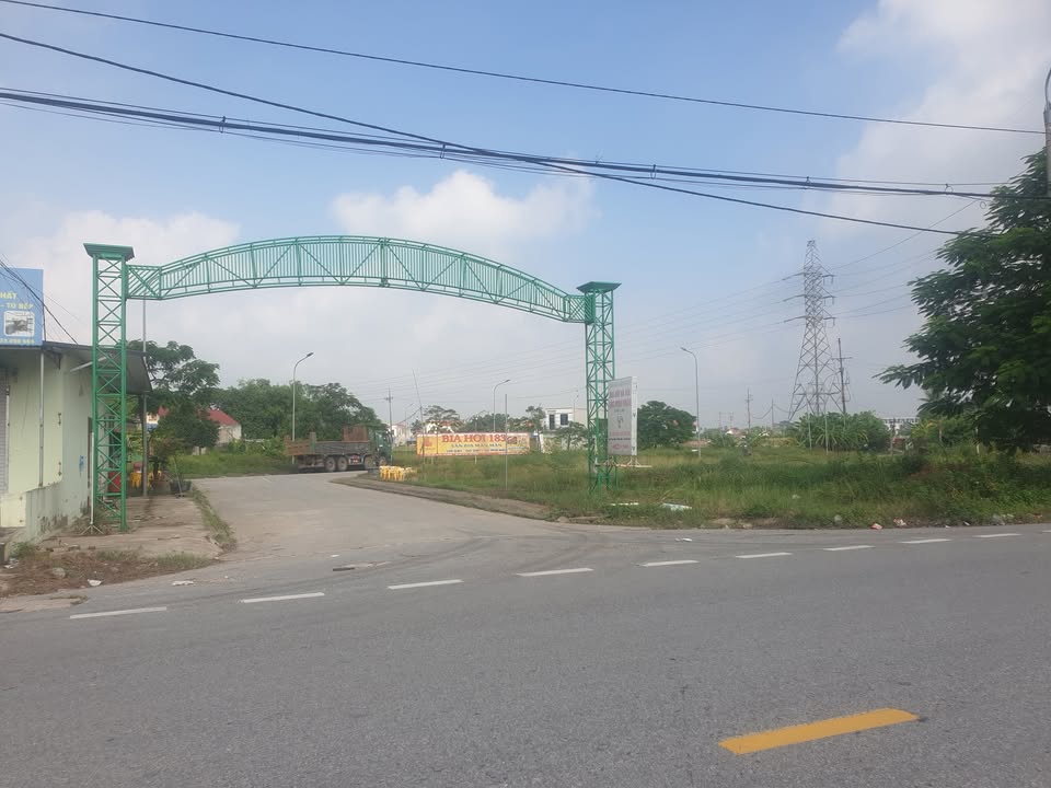 Đất nền Hồng Tiến, Phổ Yên 200m² giá chỉ 1.3 tỷ - Cơ hội đầu tư hấp dẫn!