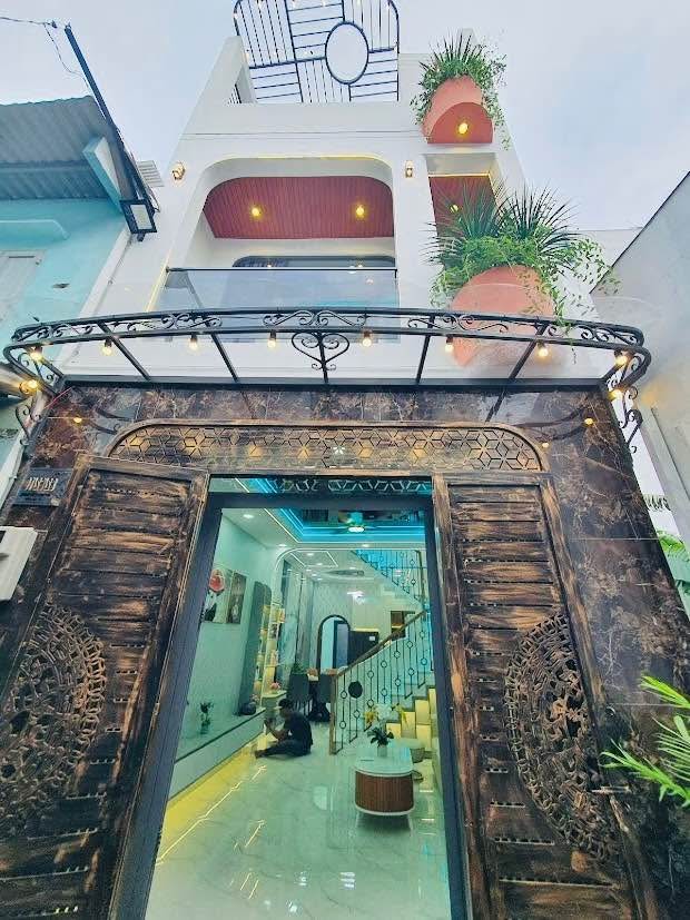 Nhà 3 tầng tại Hẻm 3m, P.15 Tân Bình, 55m² giá 6 tỷ - Đầu tư sinh lời!