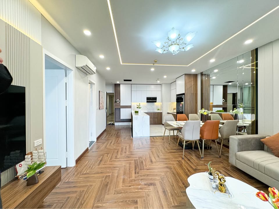 Căn hộ 2PN T10 Timescity, 82m² - Hướng mát, giá thỏa thuận!