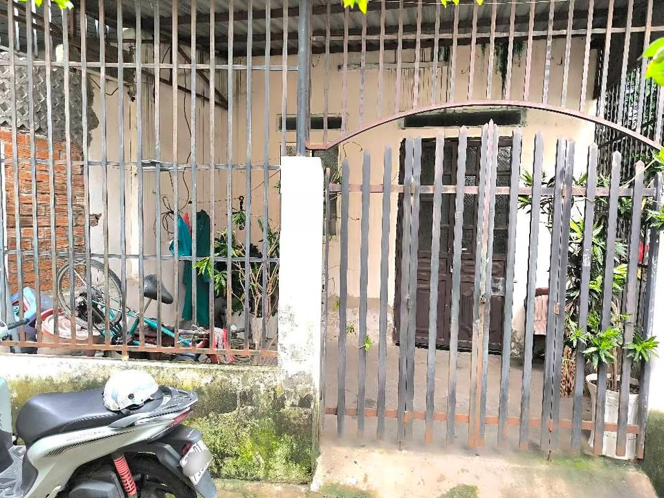 Nhà phố 56m² đường Hồ Tùng Mậu, Dĩ An - Sổ hồng chính chủ chỉ 2.8 tỷ!