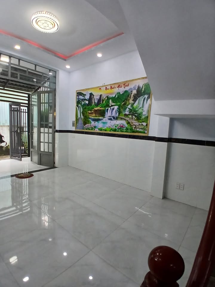 Nhà phố Tân Thới Hiệp 60m² giá 4.35 tỷ - Sổ hồng chính chủ, gần bệnh viện!