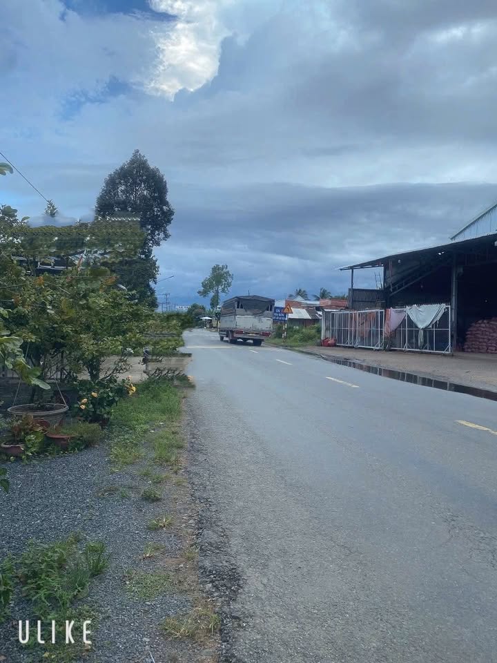 Đất mặt tiền Quốc lộ 60, Mỏ Cày Nam, Bến Tre - Diện tích 1356m², giá 4.7 tỷ - Cơ hội đầu tư hấp dẫn!