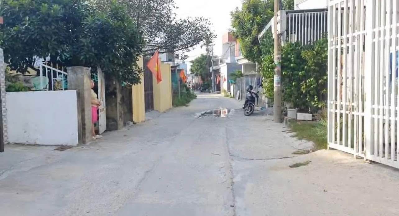 Đất nền Hòa Quý Đà Nẵng 100m² giá 3.1 tỷ - Đường rộng ô tô tránh nhau!