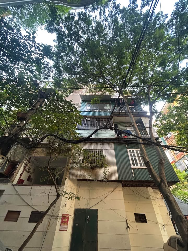 Căn hộ Tập Thể Tầng 1 Láng Hạ 120m² giá 5.5 tỷ - Chính chủ bán gấp!