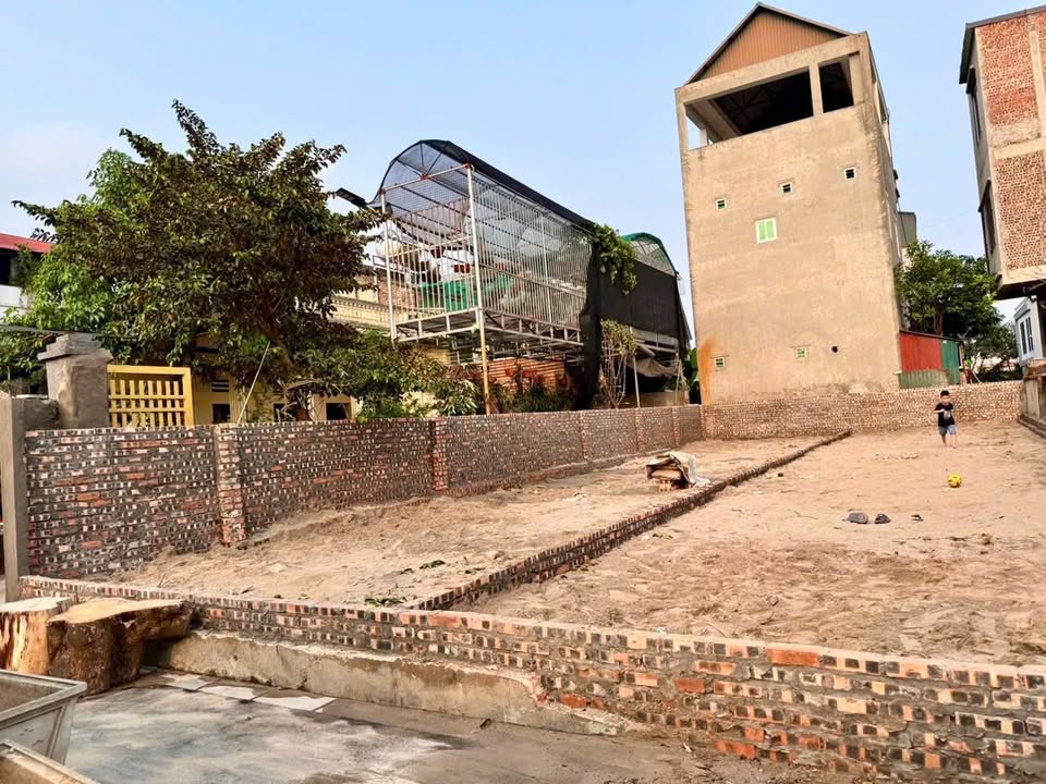 Đất nền xã Bắc Hồng, Đông Anh, 180m² - Giá thỏa thuận, sổ đỏ chính chủ!