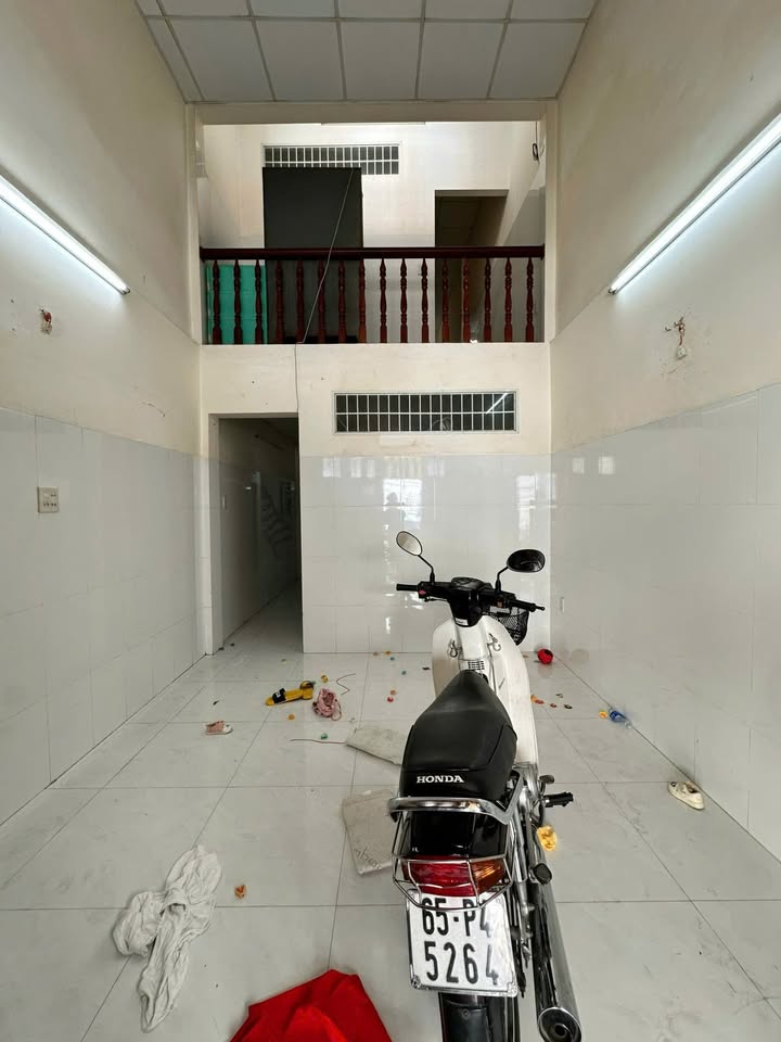 Cho thuê nhà trệt lửng Mặt Tiền hẻm Mậu Thân 37m² giá 6.5 triệu - Thích hợp cho kinh doanh!