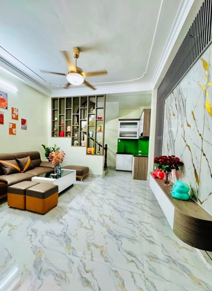 Nhà phố Thịnh Liệt Hoàng Mai 28m² giá 6.5 tỷ - Đầy đủ nội thất, sẵn sàng ở ngay!