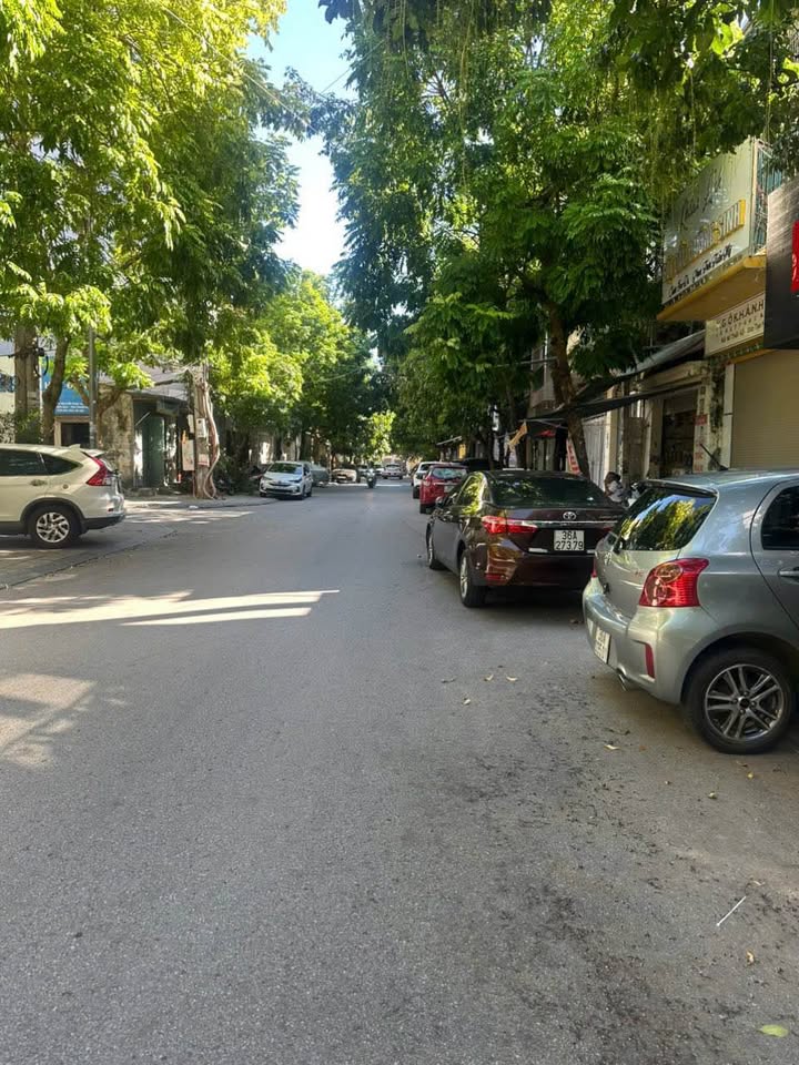 Nhà mặt đường Nguyễn Trinh Tiếp, Ba Đình, 78m² giá 6 tỷ - Kinh doanh sầm uất!