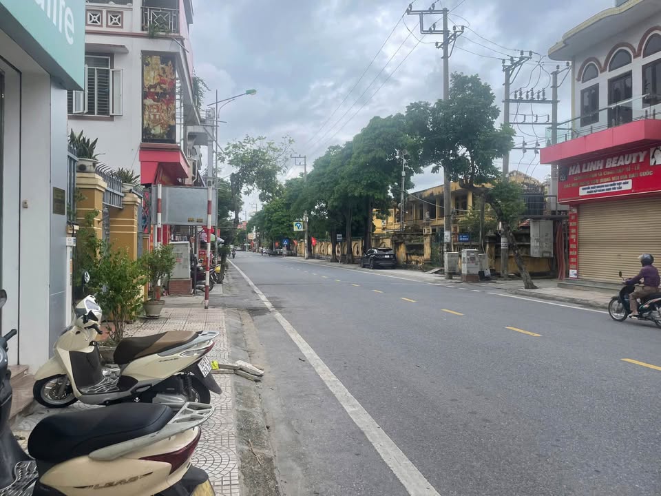 Đất mặt đường Trần Khánh Dư Quảng Yên 115m² giá 4.6 tỷ - Kinh doanh sầm uất!