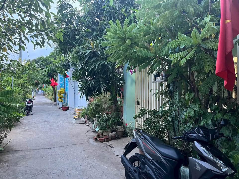 Nhà hẻm 1216 Vũng Tàu 75m² giá 1.7 tỷ - Bán gấp chính chủ!