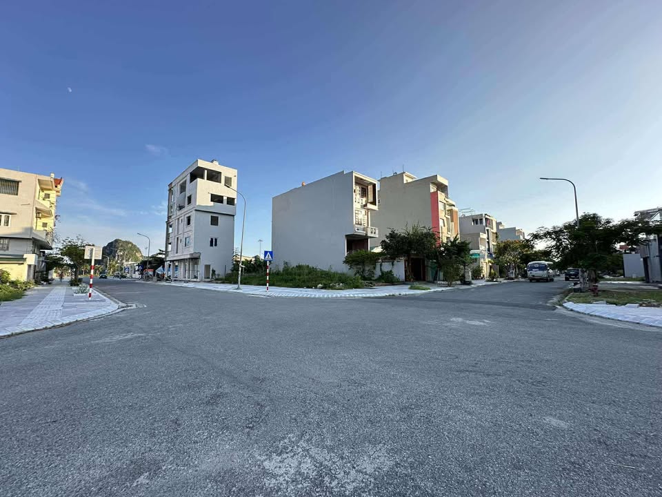 Đất Khu Cột 5-8 Mở Rộng, Hồng Hà, Hạ Long 120m² giá 6.48 tỷ - Cơ hội đầu tư tuyệt vời!