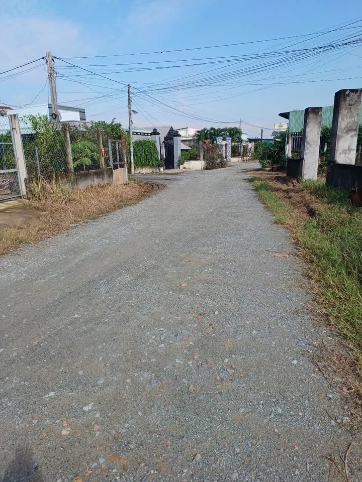 Đất nền mặt tiền đường Lập Thành, Hòa Khánh, Đức Hòa 125m² chỉ 950 triệu - Đầu tư sinh lời nhanh!