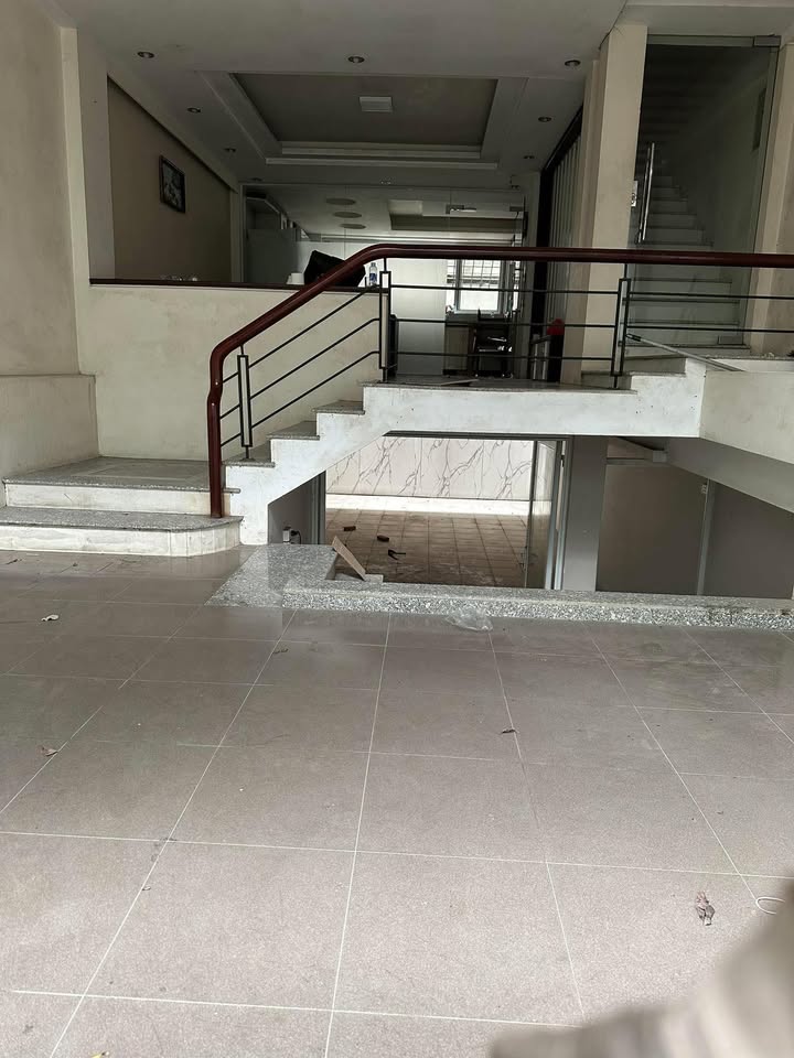 Nhà cho thuê KĐT Xala Hà Đông 80m² giá 19 triệu - Thích hợp làm văn phòng, showroom!