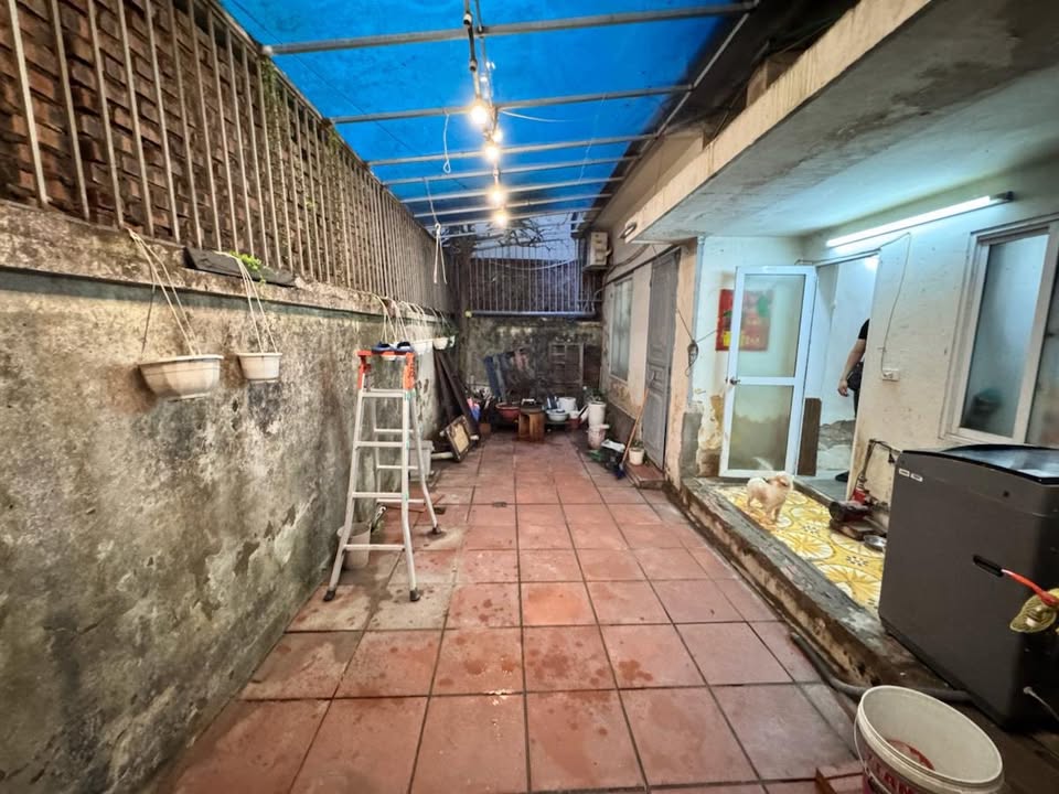 Căn hộ Tập thể tầng 1 Thái Hà 53.33m² - Ô tô đỗ chân cầu thang, sẵn sàng giao dịch!