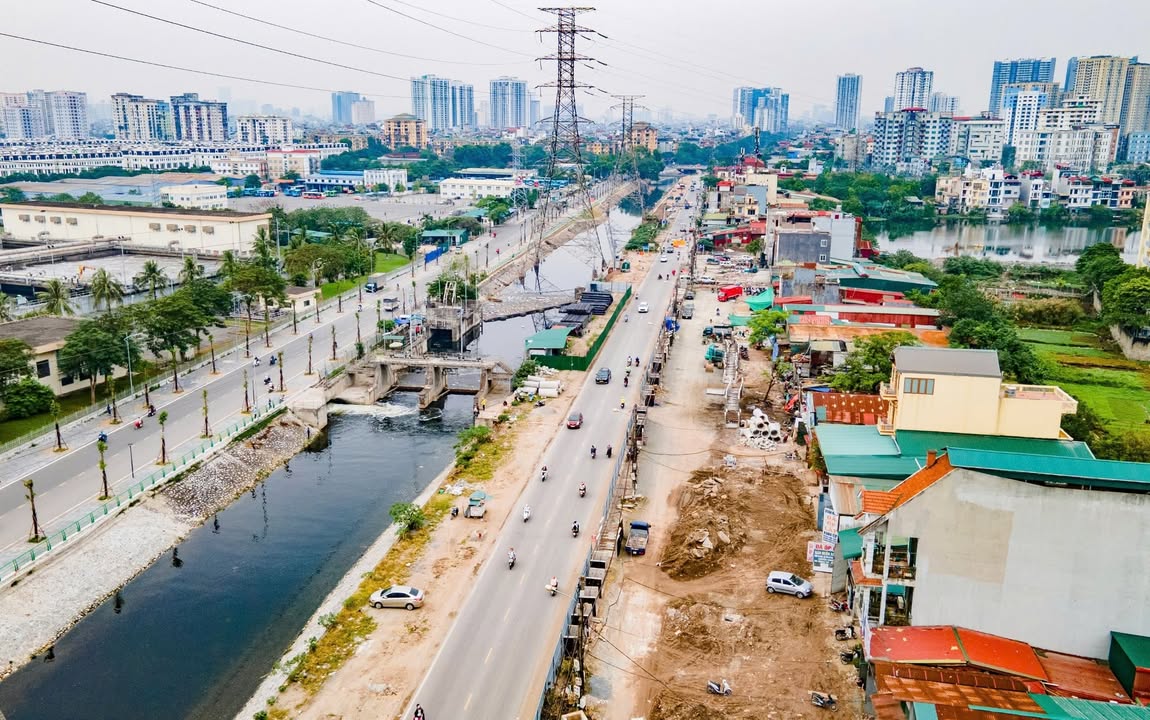 Bán đất mặt phố Tam Trinh Hoàng Mai 135m² - Giá đầu tư chỉ 50 tỷ VND!