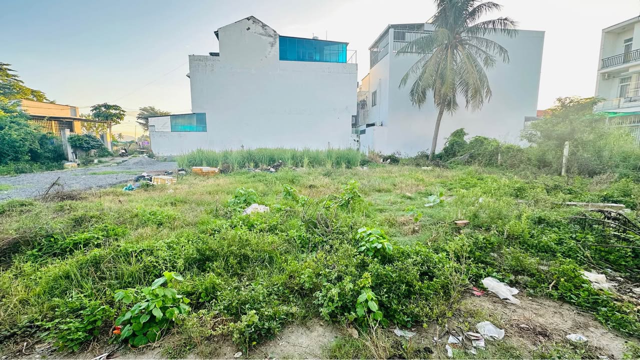 Đất mặt tiền Phú Trung, Nha Trang 123,3m² giá 2.75 tỷ - Đầu tư sinh lời hấp dẫn!