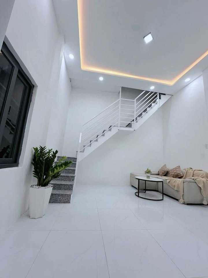 Nhà phố Phước Hải, Nha Trang 28.2m² giá 1.95 tỷ - Sổ hồng hoàn công