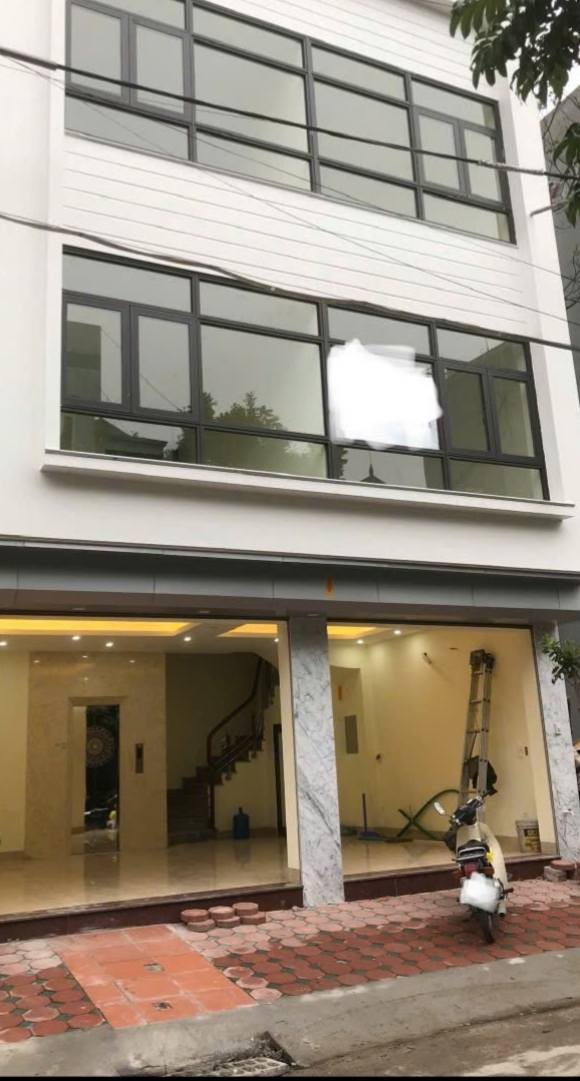 Cho thuê nhà nguyên căn 5 tầng Ngô Gia Tự 56m² giá 16 triệu - Vỉa hè rộng ô tô vào tận nhà!