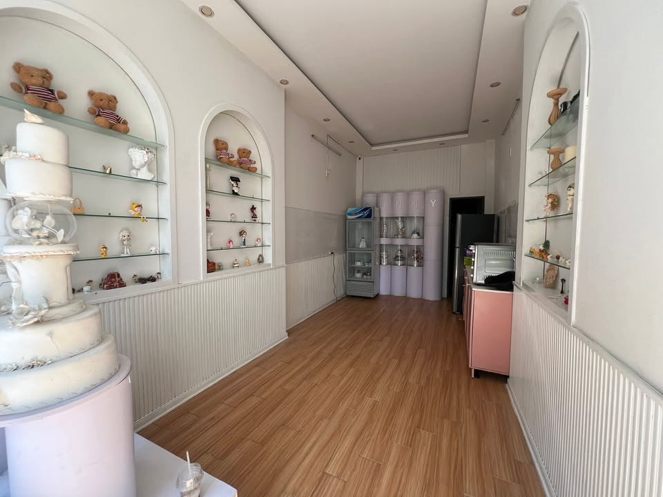 Mặt bằng cho thuê mặt tiền Huỳnh Thúc Kháng, Hải Châu - Giá chỉ 8 triệu/tháng