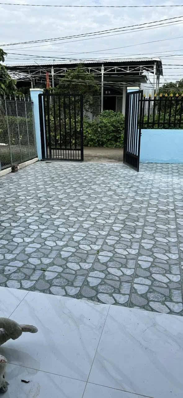 Nhà nguyên căn Cần Giuộc 2PN giá 3.5 triệu - Không gian rộng rãi thoải mái!