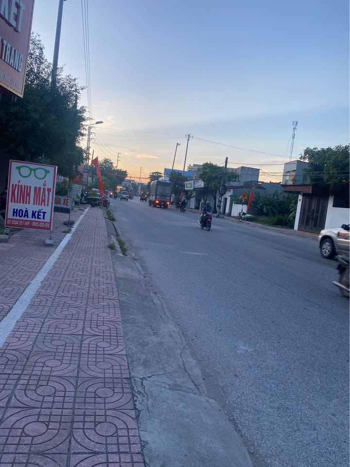 Đất nền đường 12B, thị trấn Yên Thịnh, 90m² giá 2 tỷ - Cơ hội đầu tư tuyệt vời!